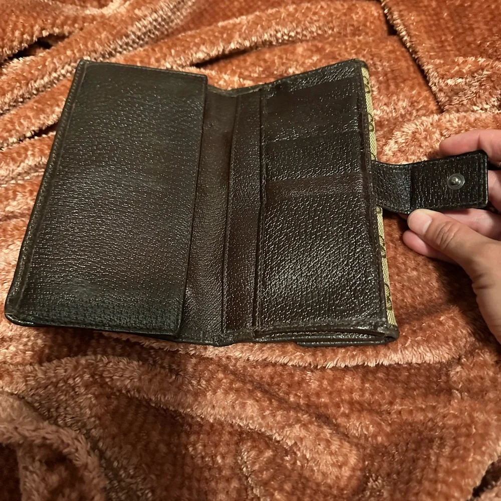 Gucci | Brown | Monogram International Wallet - Picture 6 of 14